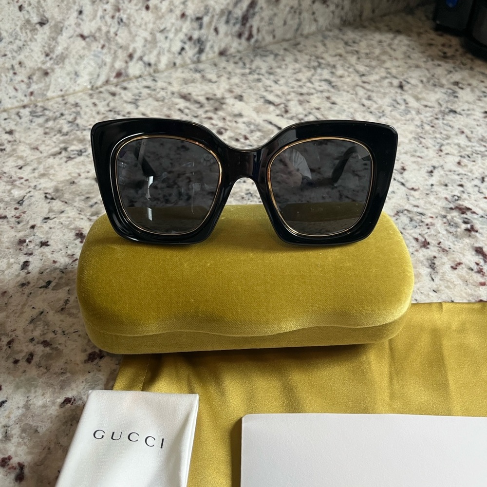 Gucci Black With Gold outlining Sunglasses!!! ☀️ - Picture 3 of 6